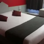 Brit Hotel