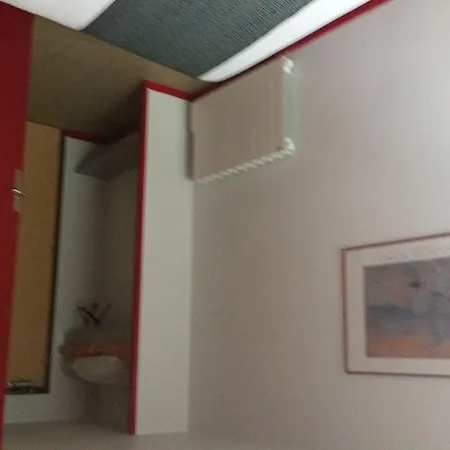 Brit 2* סירגומין