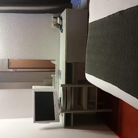 Brit סירגומין