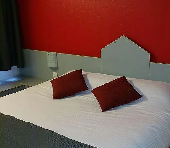 Отель Brit Саргемин