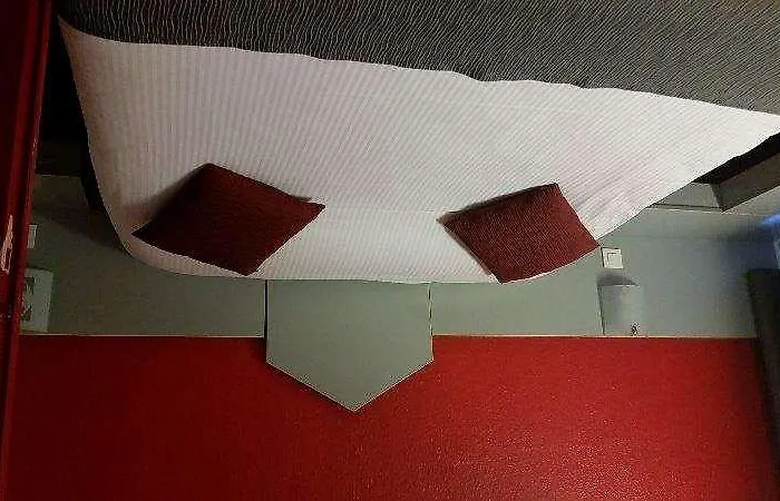 Отель Brit Саргемин